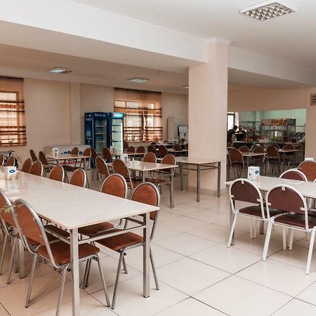 Gym Inn Ташкент Екстериор снимка